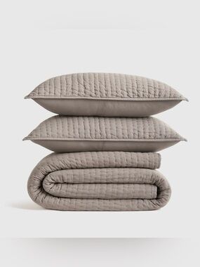 Quince - New European Linen Cotton Stitch Quilt with Shams- King/CalKing Stone